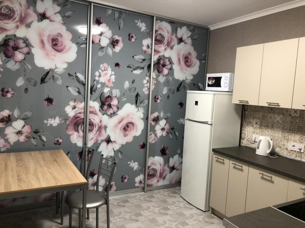 Квартира Парковые Озера Lägenhet Kiev Exteriör bild